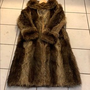 VINTAGE REAL FUR COAT! Beautiful! 47” long